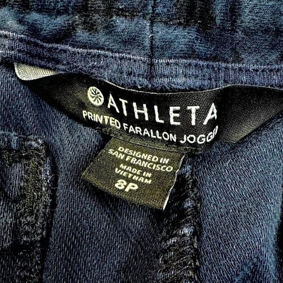 Athleta Farallon Jogger Navy Blue Camo 8 Petite - Picture 5 of 10